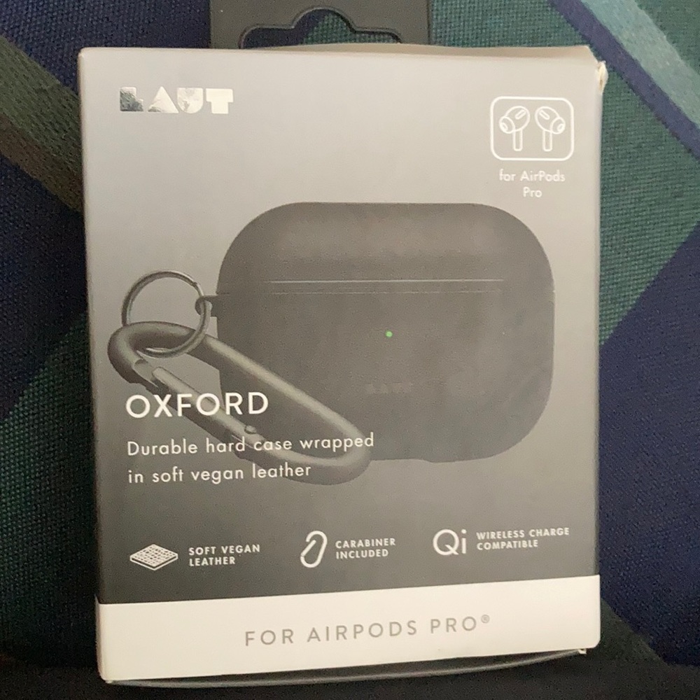 New Laut Oxford leather AirPods Pro Case!